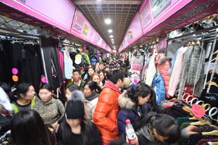 北京 动批 商圈首家地下服装批发市场即将闭市